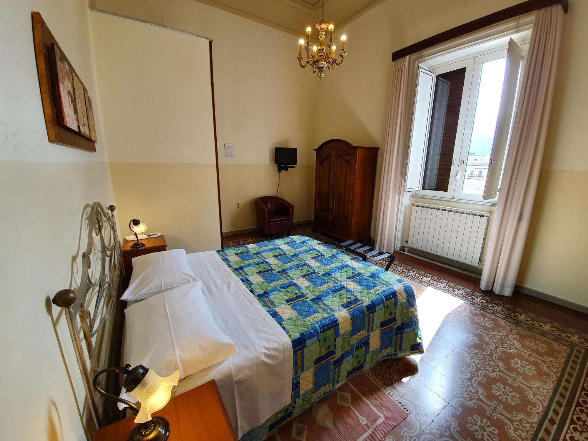 Albergo Cavour Palermo Bagian luar foto